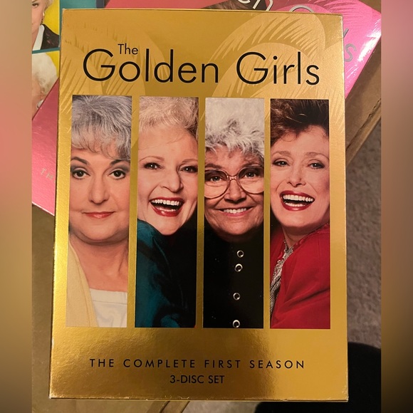 The Golden Girls Complete Series Season 1 -3 DVDs - Picture 2 of 4